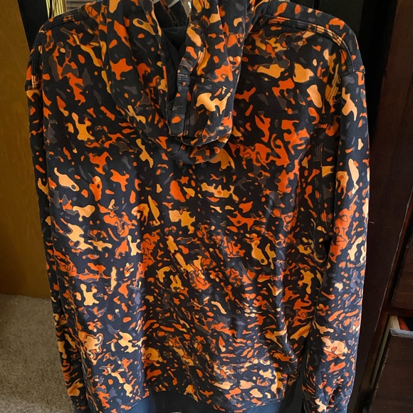 Nike Orange and black camouflage men’s hoodie - Picture 2 of 2